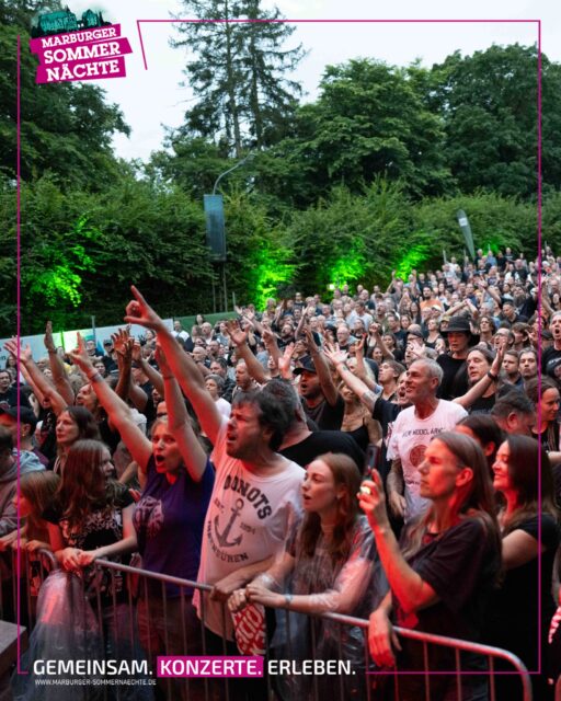 Sommer, Sonne, gemeinsam abrocken! Gibt's wieder. Auf der Schlossparkbühne 2026. Versprochen 🤘❤️!
Was waren Eure schönsten Konzerterlebnisse bis dato bei unseren Sommernächten?